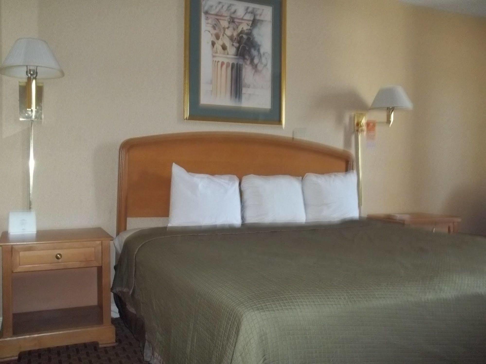 Howard Johnson By Wyndham Virginia Beach Exterior foto